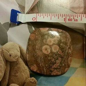 Poppy jasper gemstone-Inhibitions